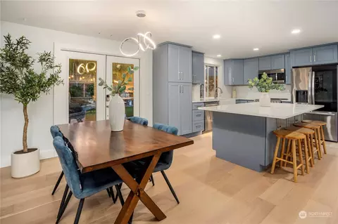 Dining - 24301 7th Pl W, Bothell, WA 98021 photo 1 of 1