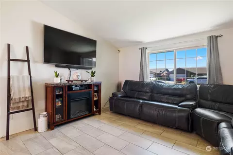 1165 E Gemstone St, Othello, WA 99344 photo 12
