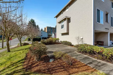 Exterior - 3429 Wetmore Ave, Everett, WA 98201 photo 11 of 11