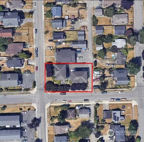 View/Area - 3429 Wetmore Ave, Everett, WA 98201 photo 1 of 1