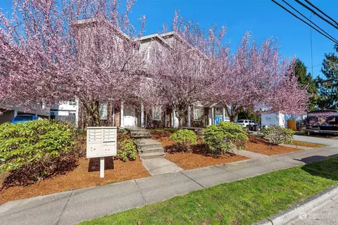 Exterior - 3429 Wetmore Ave, Everett, WA 98201 photo 2 of 11
