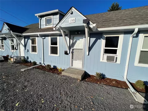 101 Division St, Kelso, WA 98626