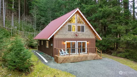 17522 Mountain Side Dr E, Greenwater, WA 98022