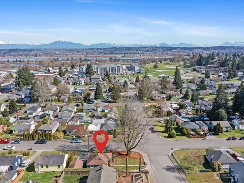 View/Area - 2819 17th St, Everett, WA 98201 photo 2 of 3