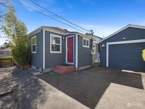 Exterior - 2819 17th St, Everett, WA 98201 photo 3 of 17