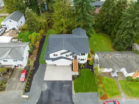 Exterior - 2413 74th St SE, Everett, WA 98203 photo 13 of 15