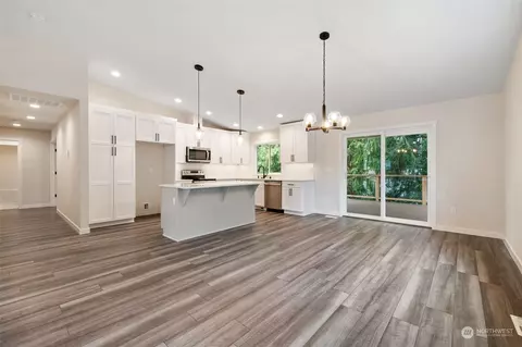 Dining - 2413 74th St SE, Everett, WA 98203 photo 1 of 1