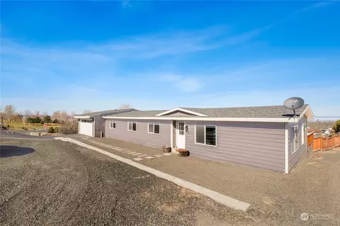 7180 SE Terrace Ave, Othello, WA 99344