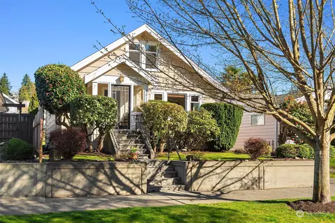 5012 48th Ave SW, Seattle, WA 98136