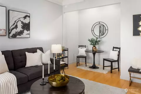 Other - 409 16th Ave E #17, Seattle, WA 98112 photo 1 of 2