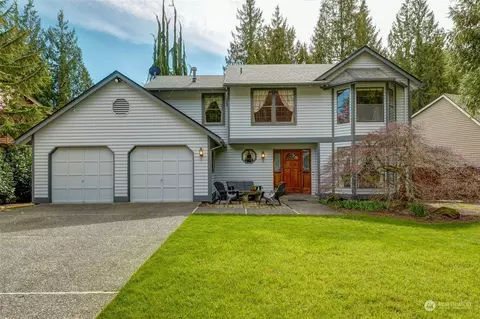 17427 NE 138th St, Redmond, WA 98052