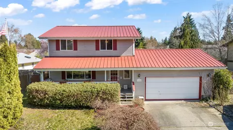 7112 Sheffield Ct NE, Bremerton, WA 98311
