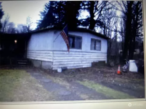 70 Freemont St, Quilcene, WA 98376