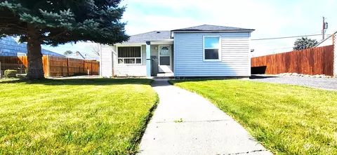 53 Ivy St NE, Ephrata, WA 98823