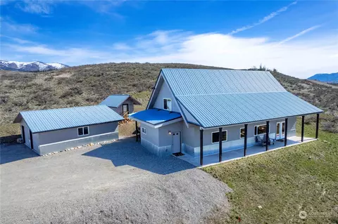 6 Windsong Rd, Winthrop, WA 98862