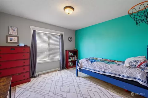 Bedroom - 3917 Phoenix Ln, Pasco, WA 99301 photo 3 of 7