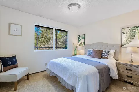Bedroom - 10614 NE 146th St, Bothell, WA 98011 photo 3 of 3