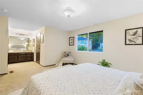 Bedroom - 10614 NE 146th St, Bothell, WA 98011 photo 1 of 3