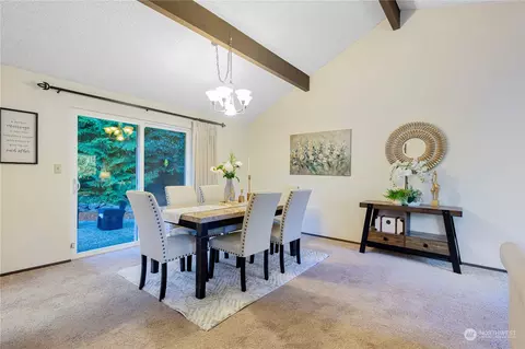 Dining - 10614 NE 146th St, Bothell, WA 98011 photo 2 of 3