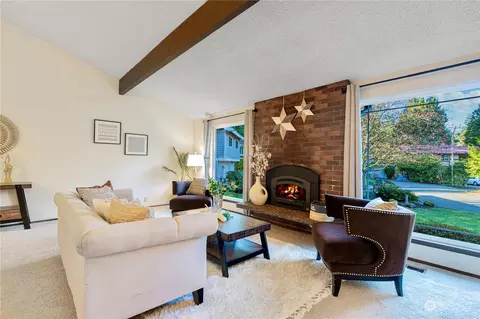 Living - 10614 NE 146th St, Bothell, WA 98011 photo 2 of 5