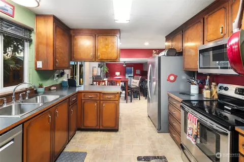 19221 10th Ave E, Spanaway, WA 98387 photo 10