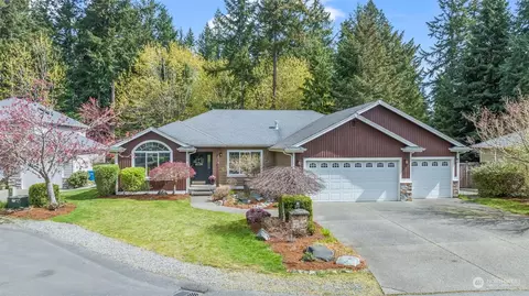 11925 10th Avenue Ct NW, Gig Harbor, WA 98332