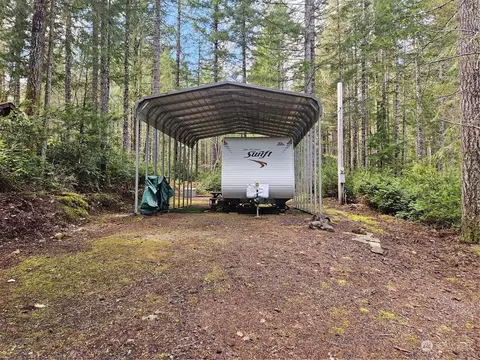 291 N Lake Surf Dr, Lilliwaup, WA 98555