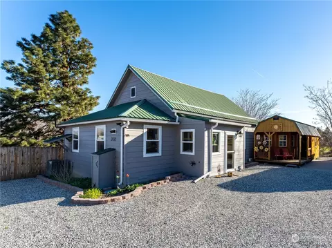 2435 W Malaga Rd, Malaga, WA 98828