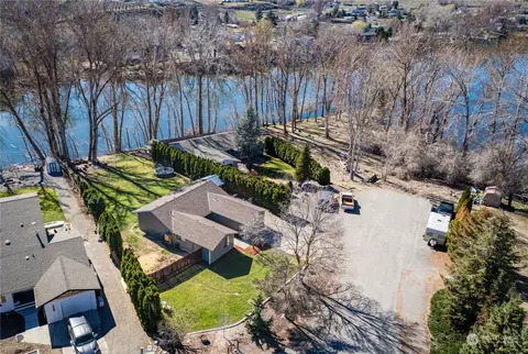3112 Bermuda St, Malaga, WA 98828