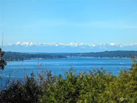 3136 Tahoma Pl W, University Place, WA 98466