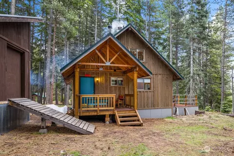930 Sandy Ridge Rd, Cle Elum, WA 98922