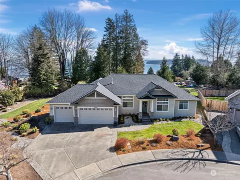 8049 E Aguilar Ct, Port Orchard, WA 98366