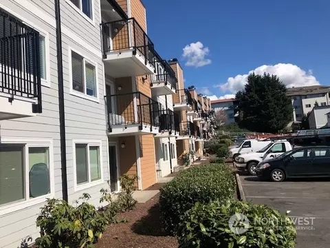 15210 S Macadam Rd #D210, Tukwila, WA 98188