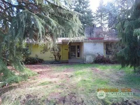 903 Seamount Dr, Port Angeles, WA 98363