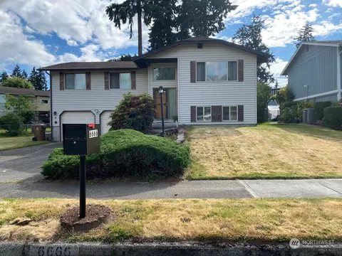 6666 E Grandview Ave, Tacoma, WA 98404