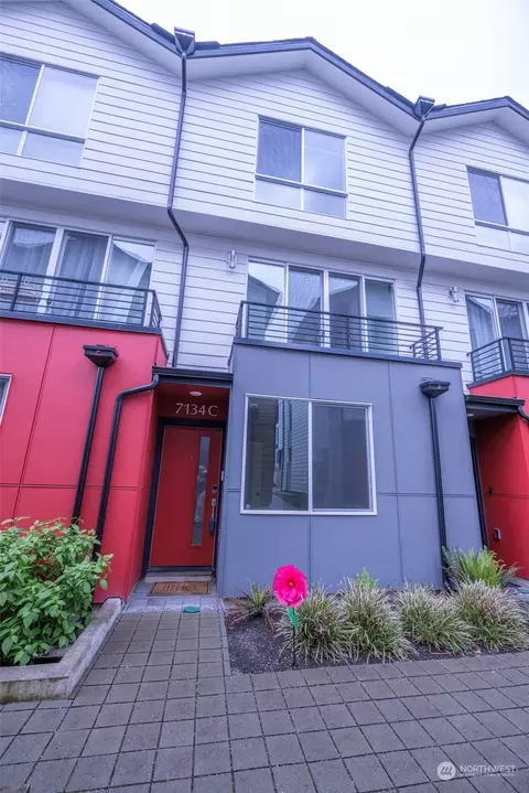 7134 Beacon Ave S #C, Seattle, WA 98108