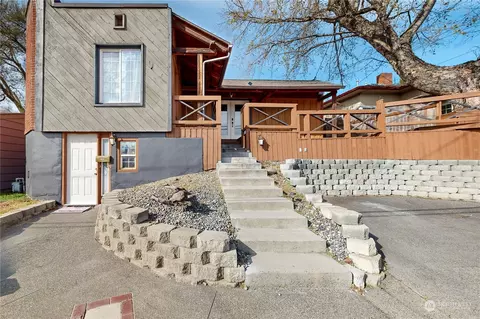 1221 NW Despain Ave, Pendleton, OR 97801