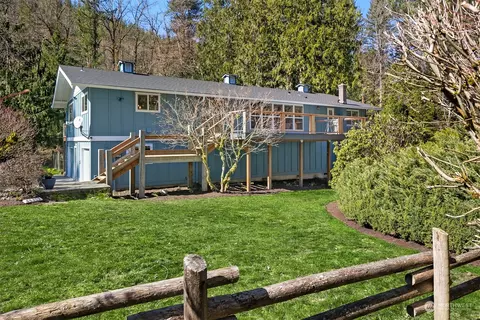 44430 SEdgewick Rd, North Bend, WA 98045