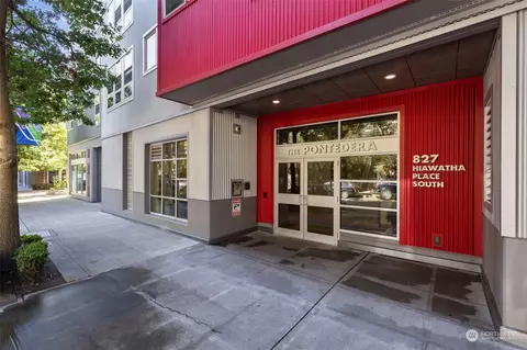 827 Hiawatha Pl S #416, Seattle, WA 98144