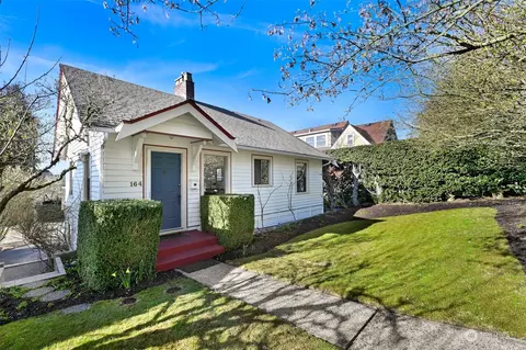 164 S Garden St, Bellingham, WA 98225