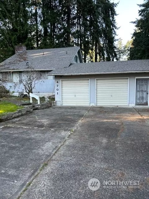 4701 64th St E, Tacoma, WA 98443