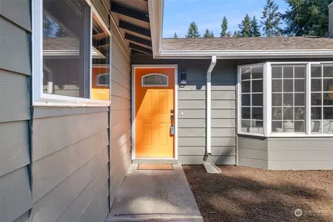 623 218th St SW, Bothell, WA 98021