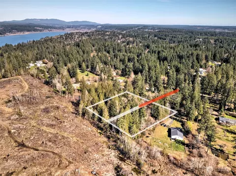 1 Nnn Cedar St, Belfair, WA 98528