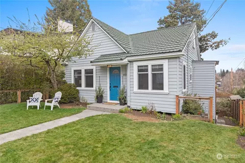 6850 36th Ave NE, Seattle, WA 98115