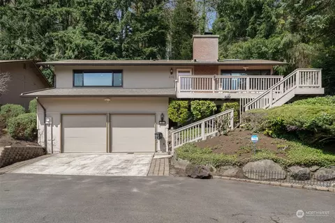 255 167th Pl NE, Bellevue, WA 98008