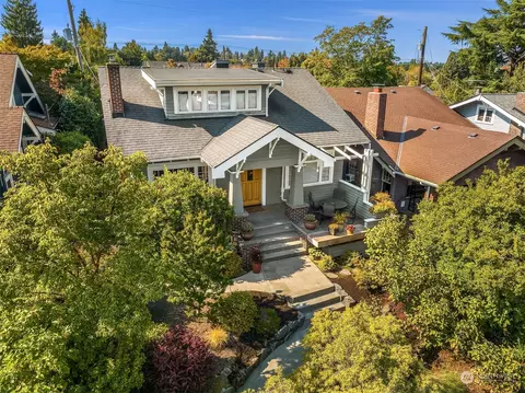 5641 12th Ave NE, Seattle, WA 98105