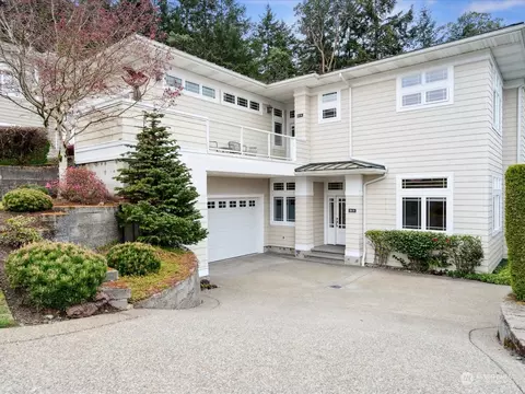 5818 122nd St NW, Gig Harbor, WA 98332