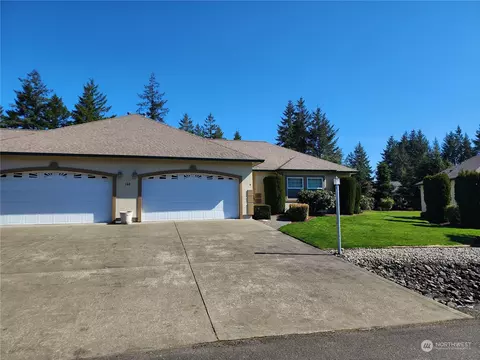 140 E Beaumont Dr #B, Shelton, WA 98584