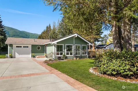 13501 424th Ave SE, North Bend, WA 98045