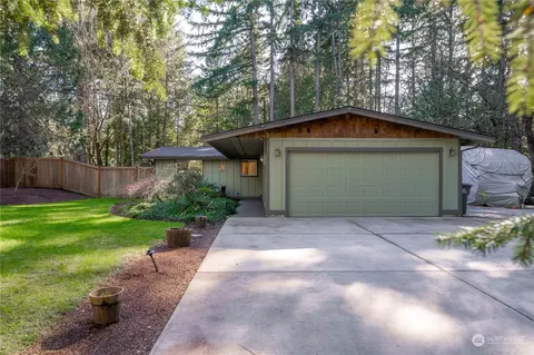 6120 34th St NW, Gig Harbor, WA 98335